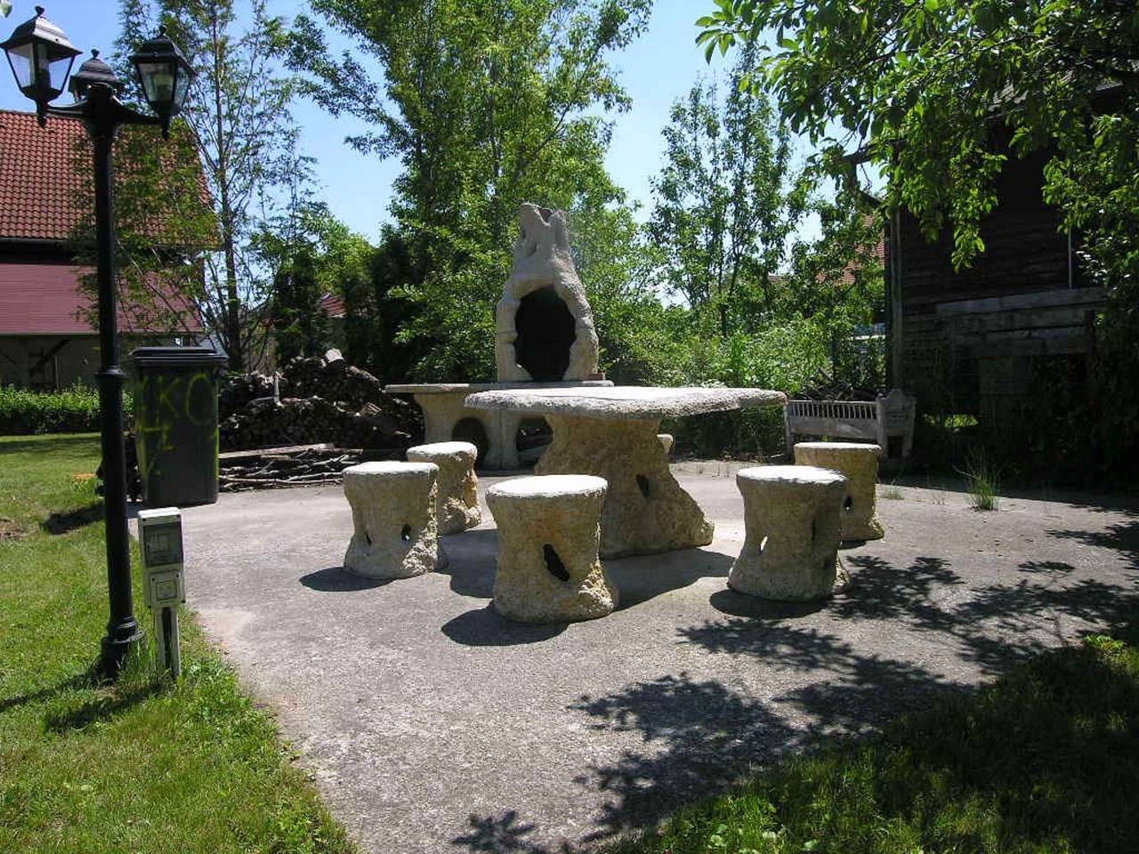 Ganze Ferienwohnung, Ferienwohnung mit Klimaanlage, Terrasse und mit großem Garten in Balatonlelle, Plattensee Südufer