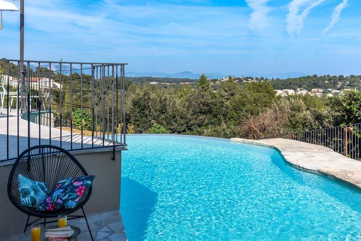 Villa für 9 Personen, mit Garten und Kinderpool sowie Whirlpool - 1