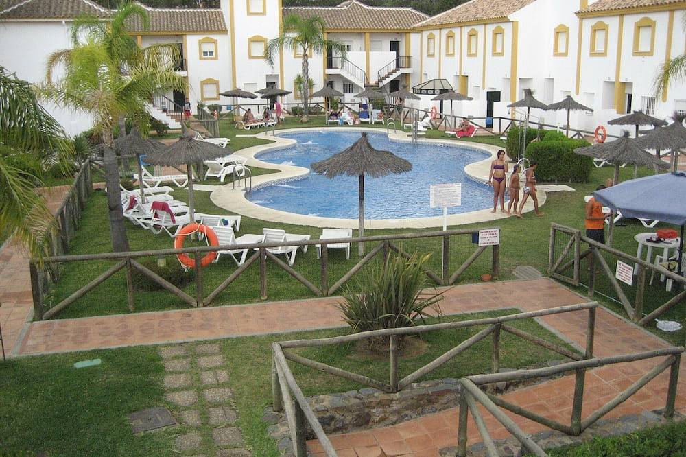 Residencial Golf Playa Iv in Islantilla, Lepe