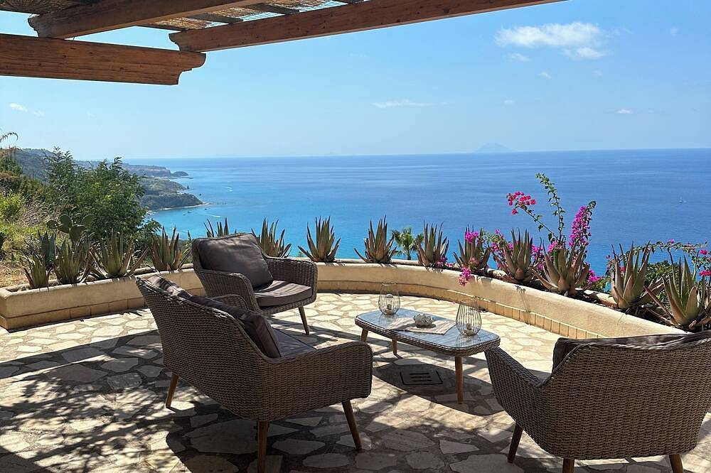 Villa hermosa vista ... in Zambrone, Provincia de Vibo Valentia