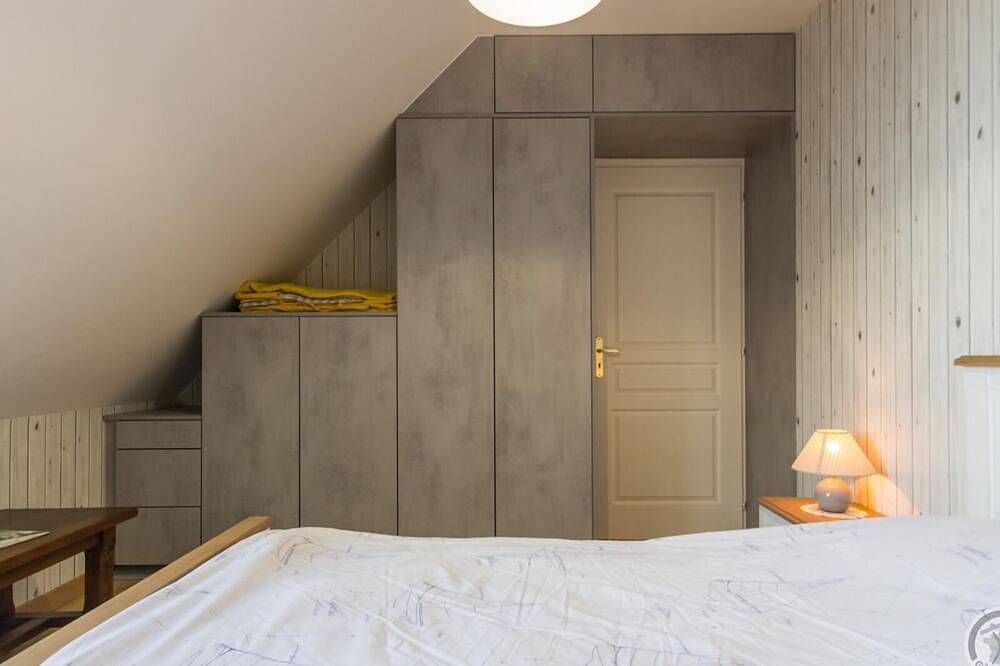Entire apartment, Charming apartment with parking and Wifi in Barfleur in Barfleur, Cherbourg region