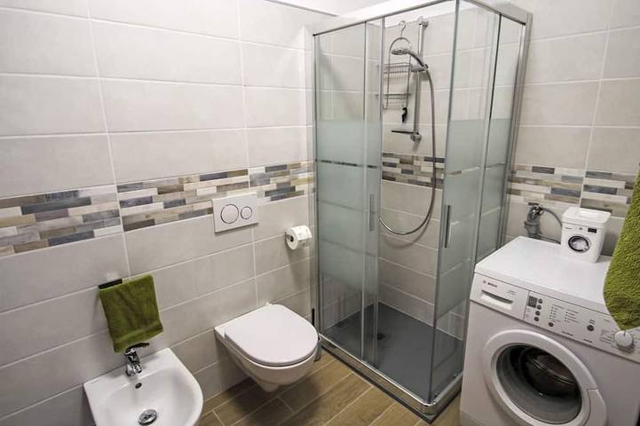 Ganze Wohnung, Euroville in Germignaga, Lago Maggiore (Lombardei)