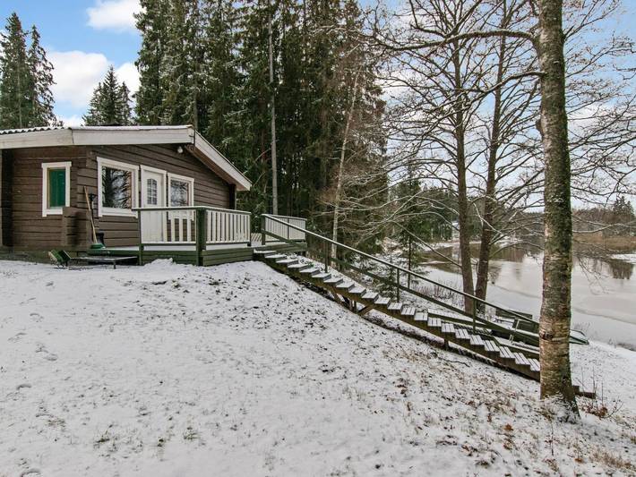 Rajamaja in Hirsjärvi, Eigentliches Finnland
