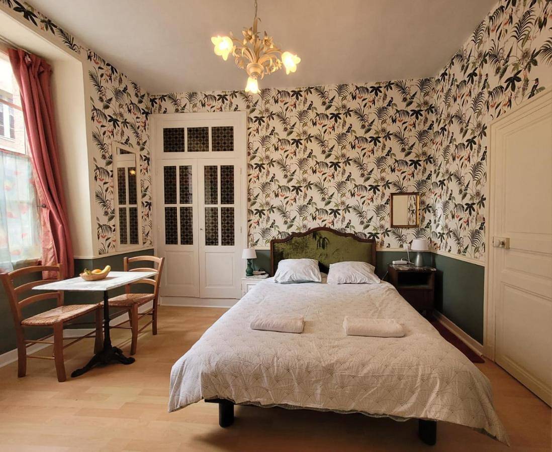 Budget Double Room in Pontrieux, Région de Guingamp