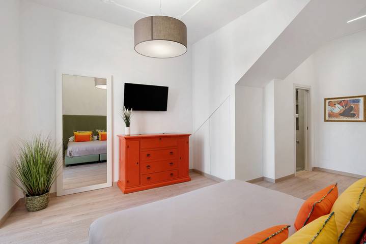 Gîte pour 5 personnes, avec balcon, adapté aux familles à Castellammare di Stabia - 4