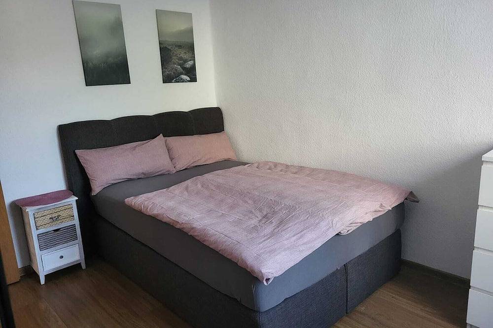 Ganze Wohnung, C&V: 4 Pp- 3 Zi.- Zentral + Wlan + Smart Tv + Boxspringbett in Kaiserslautern, Saar-Nahe-Bergland