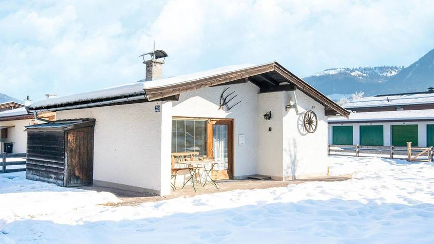 Bungalow für 4 Personen, mit Garten in Tirol