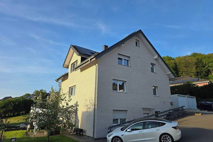 Ferienwohnung für 6 Personen, mit Balkon in Reichshof