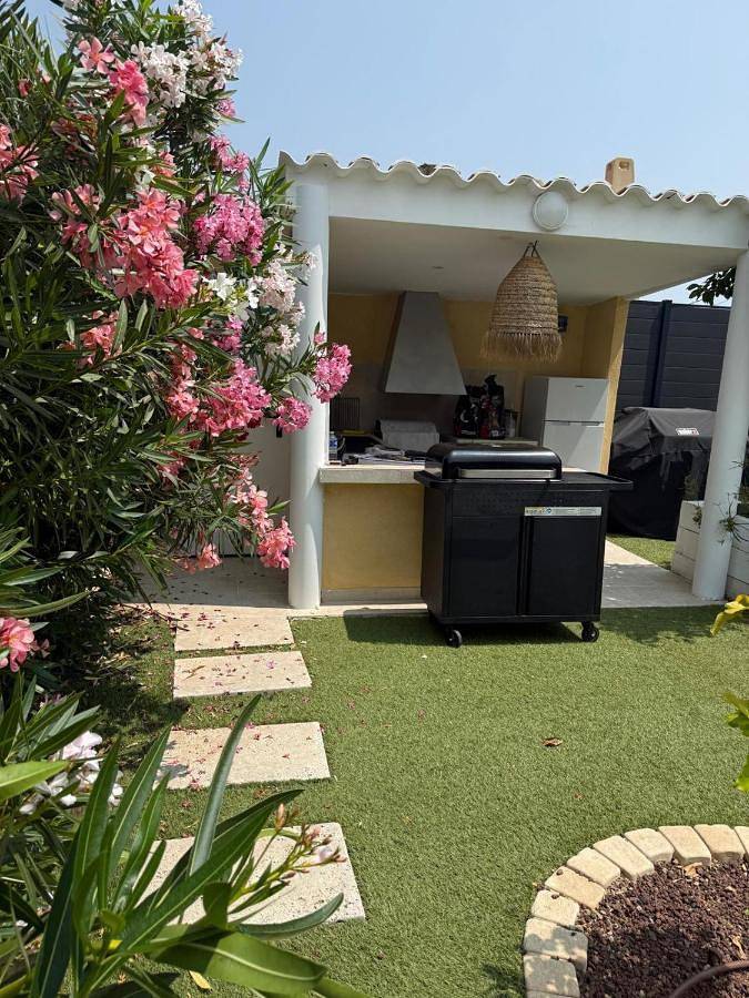 Gîte pour 4 personnes, avec jardin et piscine à Carros - 4