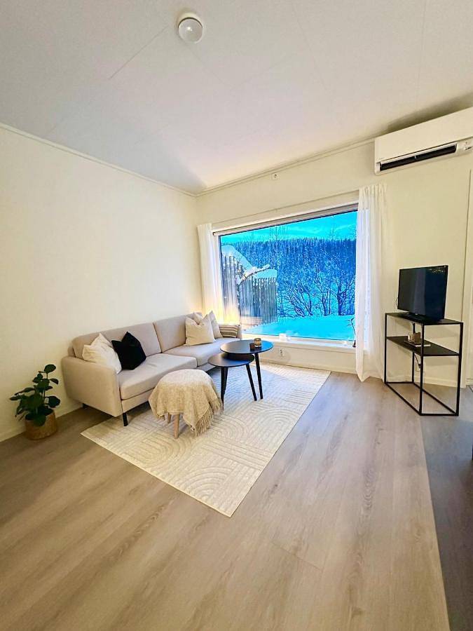 Ferienhaus für 8 Personen, mit Ausblick und Terrasse sowie Garten, mit Haustier - 1