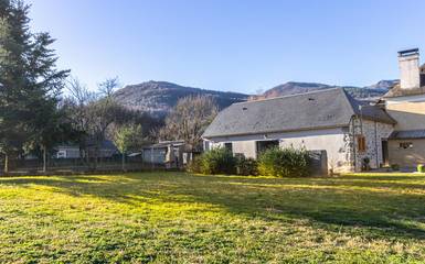 Gîte pour 3 personnes, avec jardin à Salles (Hautes-Pyrénées)
