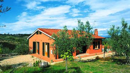 Gîte pour 4 personnes, avec terrasse et jardin, animaux acceptés à Montespertoli