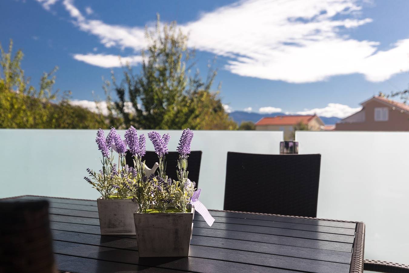 Entire apartment, Apartment Lavendula 3 with a balcony in Baska, Krk