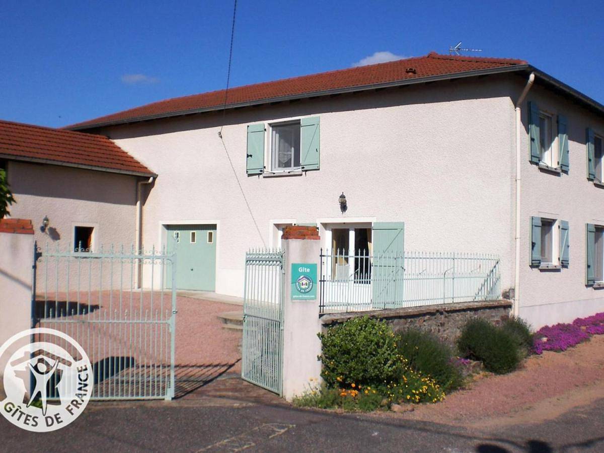 Gîte à Amions avec cheminée, jardin et petit animal accepté - Fr-1-496-112 in Amions, Région de Roanne