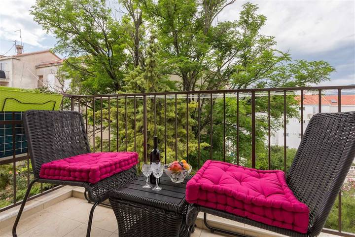 Casa de férias para 6 pessoas, com varanda, adaptado a crianças em Dubrovnik