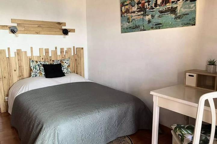 Location de vacances pour 8 personnes dans Plage Du Rayolet - 2