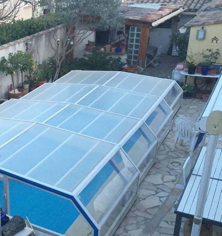 Gîte pour 2 personnes, avec piscine et terrasse à Lunel-Viel