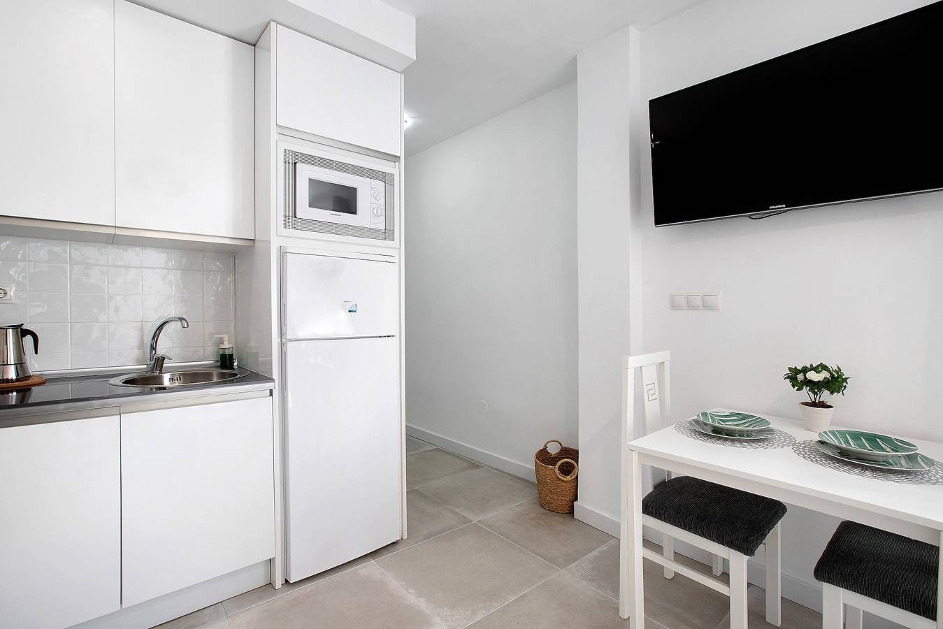Studio 'Estudio En La Carihuela' met Wi-Fi en airconditioning, foto 11