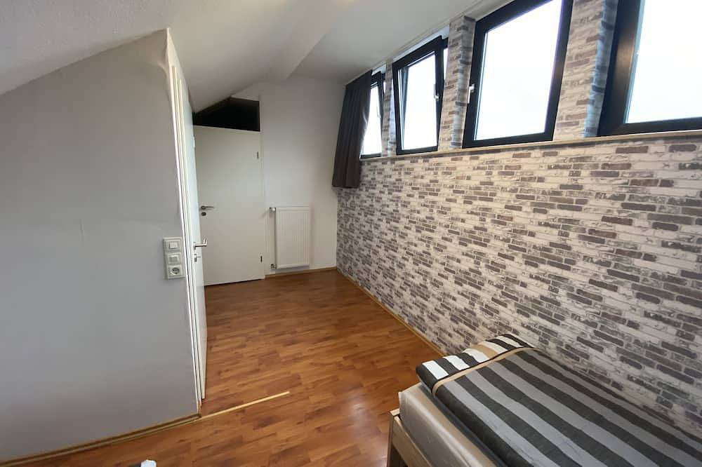 Ganze Wohnung, Familienfreundlich , gemütlich und viel Platz mit Balkon hoch über Bödefeld in Schmallenberg, Hochsauerlandkreis