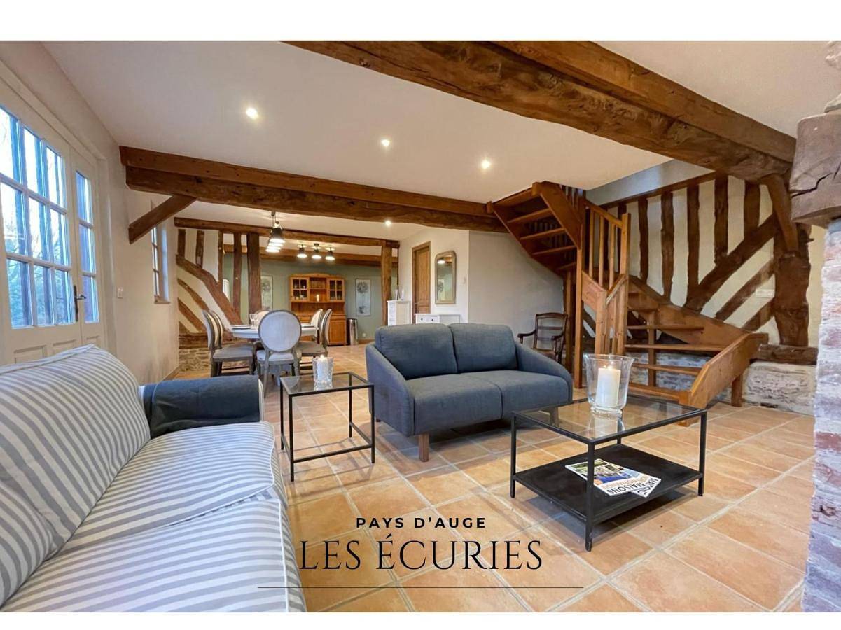 Les écuries à 12 mn de Cabourg in Goustranville, Région de Lisieux