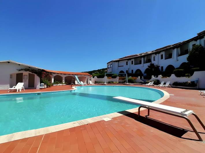 Location de vacances pour 4 personnes, avec jardin ainsi que piscine et vue dans Cala Bitta - 3