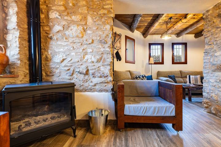 Casa Rural 'Parreta Estancia El Refugio' mit Bergblick, privater Terrasse und privatem Garten in Villafranca del Cid, Castellón Provinz