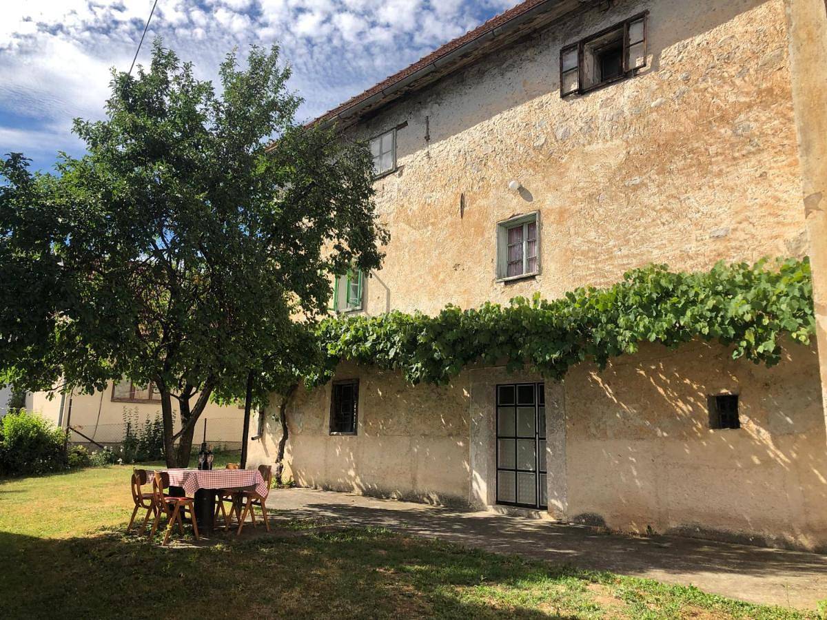 Cultural monument House Vecchia in Prozor, Lika-Senj