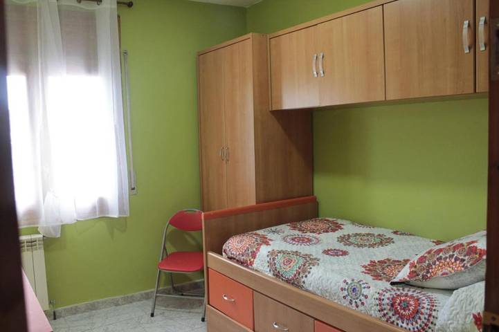 Apartamento de vacaciones para 6 personas, con vistas y balcón en Somontano de Barbastro - 2