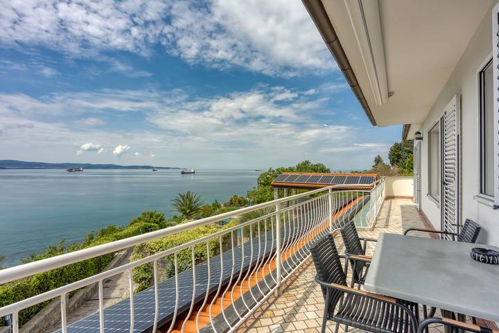 Gîte pour 6 personnes, avec vue sur l’océan ainsi que balcon et piscine en Slovénie - 2