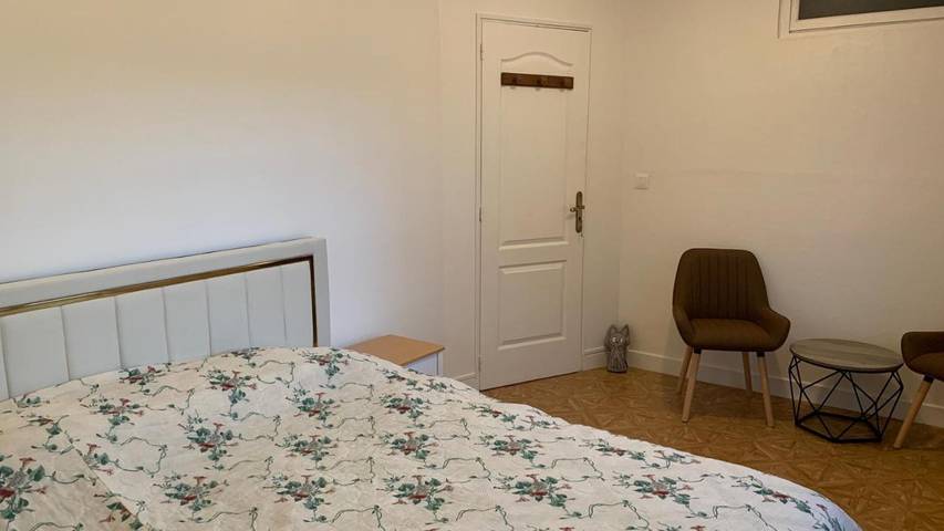 Chambre d’hôte pour 2 personnes, avec jardin et vue, animaux acceptés