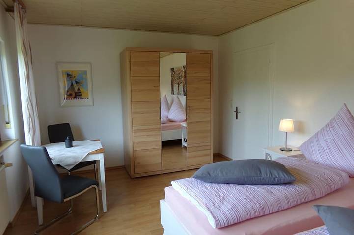 Ferienwohnung für 5 Personen, mit Garten und Balkon in Battenberg - 4