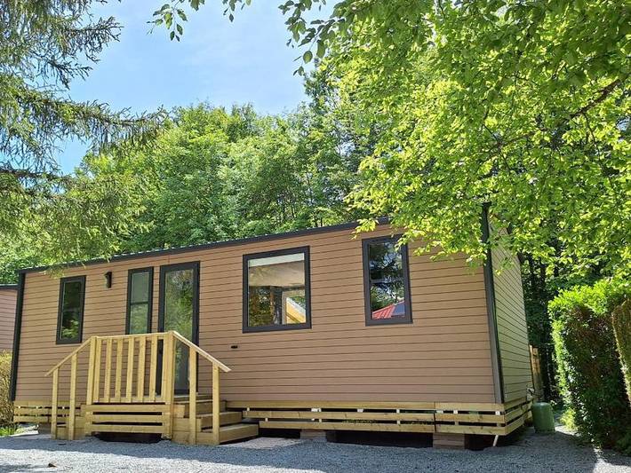 Flower Camping du Lac de la Seigneurie - Mobilheim 6 personen - Cottage Ohara Côté Jardin Premium - 36m² - 3 Zimmer + Halboffene Terrasse + Tv + Lv + Waldblick 6 pers. in Leval, Territoire-de-Belfort