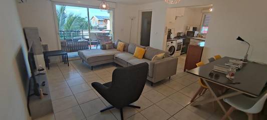 Gîte pour 6 personnes, avec balcon et vue à Koungou