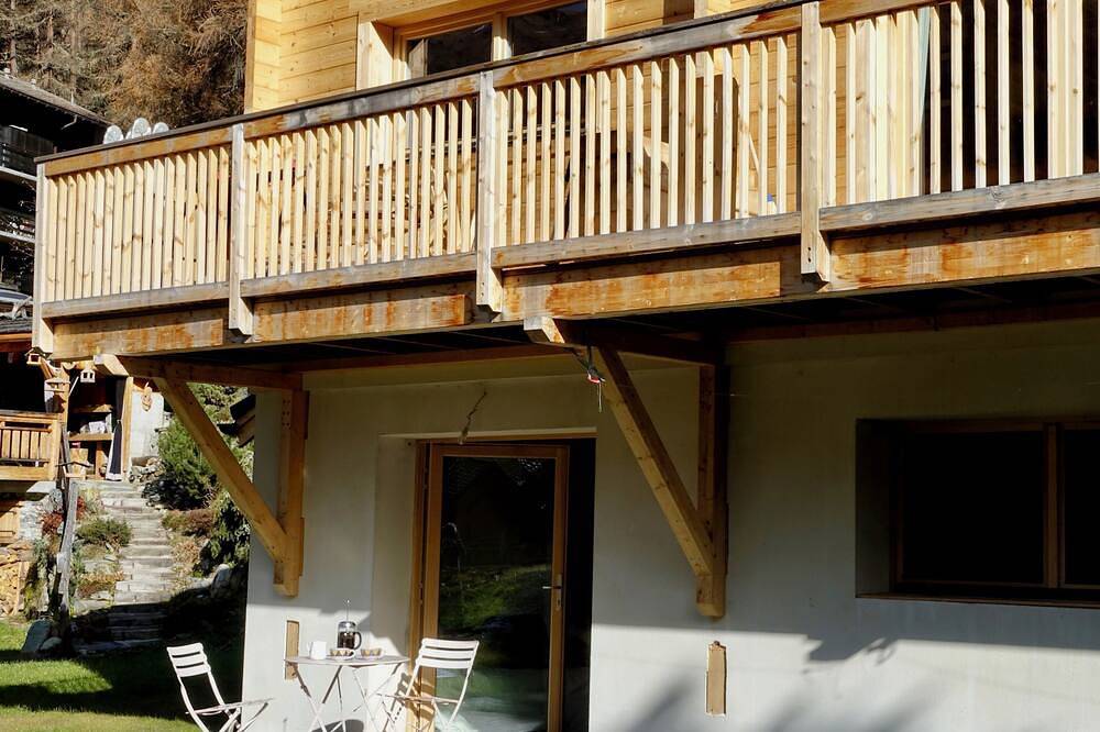 Ganze Wohnung, Romantic Chalet Studio - 5 Mins From the ski Lifts in Ayer (Anniviers), Anniviers