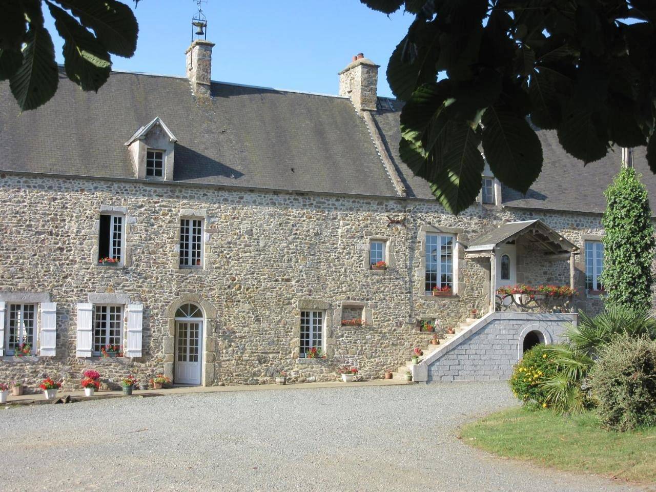 Double Room with Garden View in Tourville-sur-Sienne, Coutances