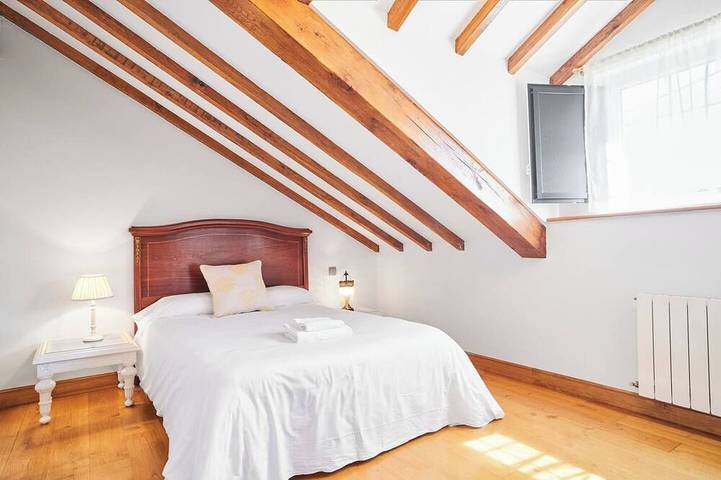 Casa Parbayón-Encanto entre Jardines y Luz Natural in Piélagos, Cantabrian Coast