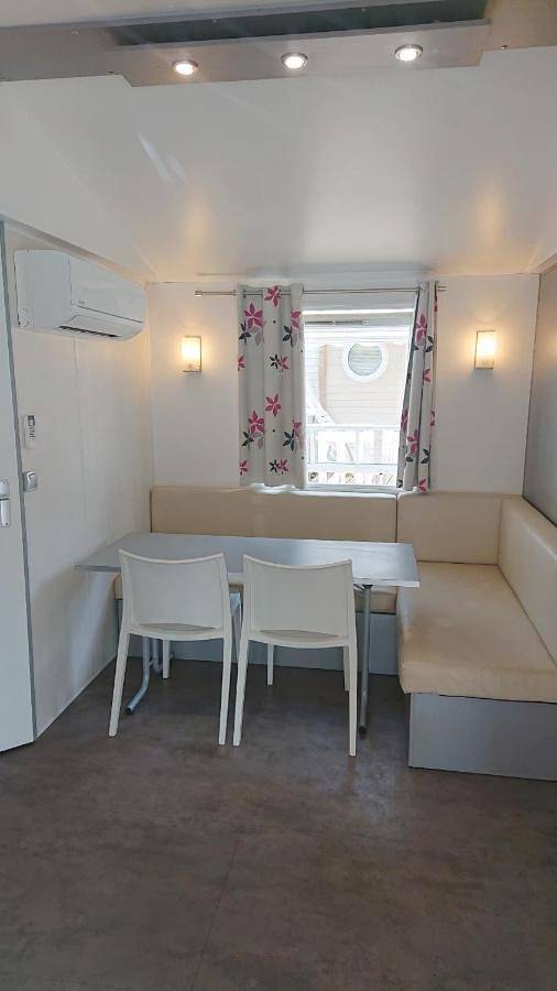 Mobil home sainte-baume nans les pins in Nans-les-Pins, Région de Brignoles
