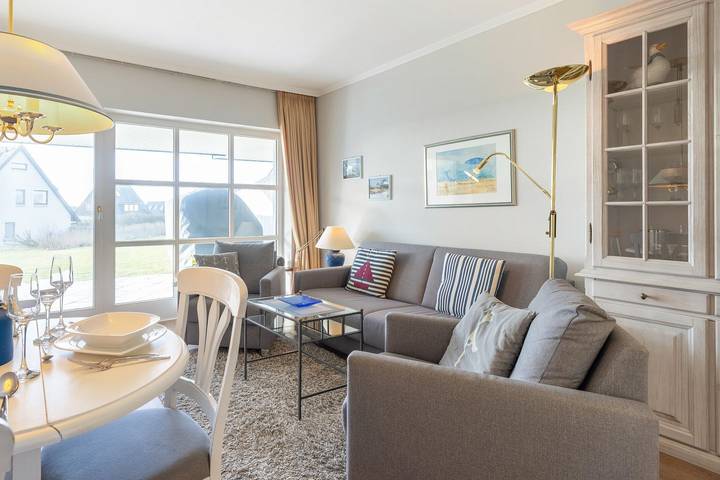 Ganze Wohnung, Beste Lage. Schöner Urlaub. Und ganz Wenningstedt liegt Ihnen zu Füßen. in Nordfriesische Inseln (Schleswig-Holstein) (Schleswig-Holstein), Wenningstedt