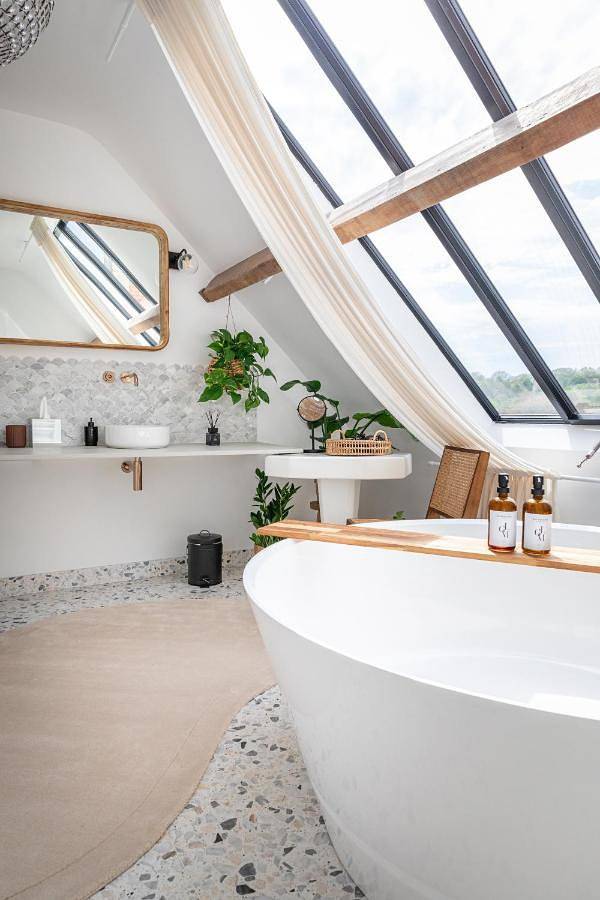 Aparthotel para 3 personas, con jacuzzi además de piscina y jardín - 1