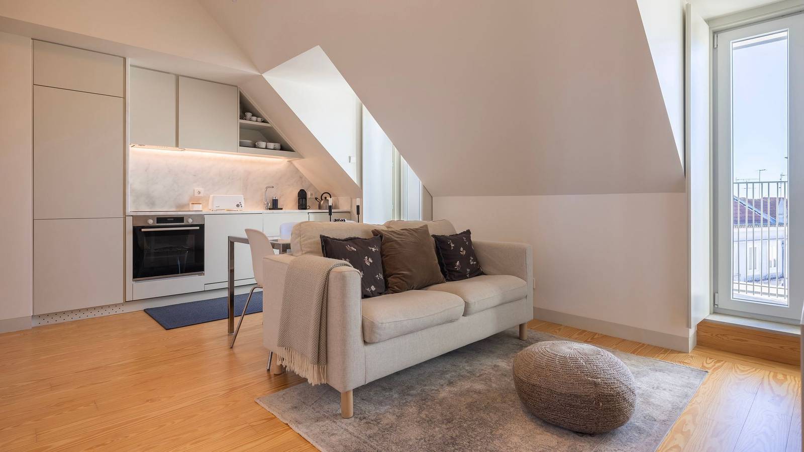 Apartamento De Férias para 3 Pessoas em Graça, Lisboa