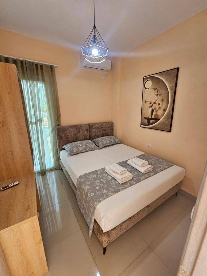 Gîte pour 8 personnes, avec jardin ainsi que vue et balcon dans Ksamil - 2