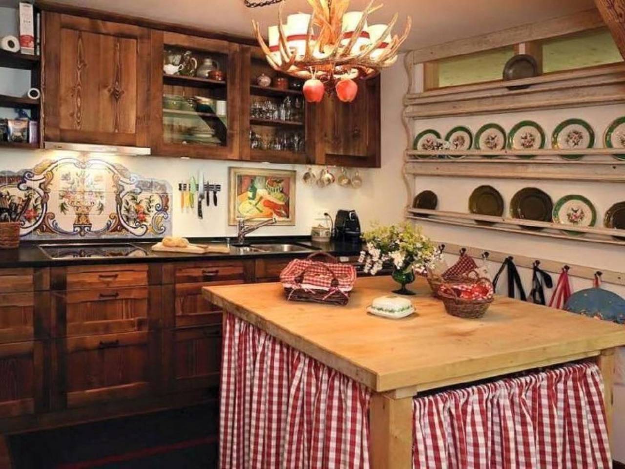 Ganze Wohnung, Hus Tschuetta in Klosters-Serneus, Plessur Alpen