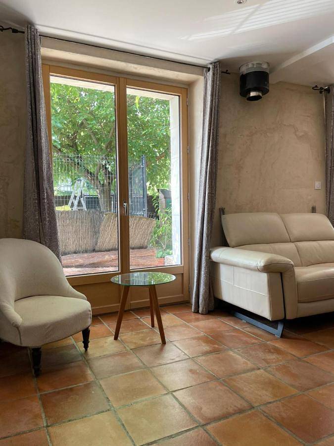 Location de vacances pour 2 personnes, avec jardin dans Lac de Saint-Cyr - 3