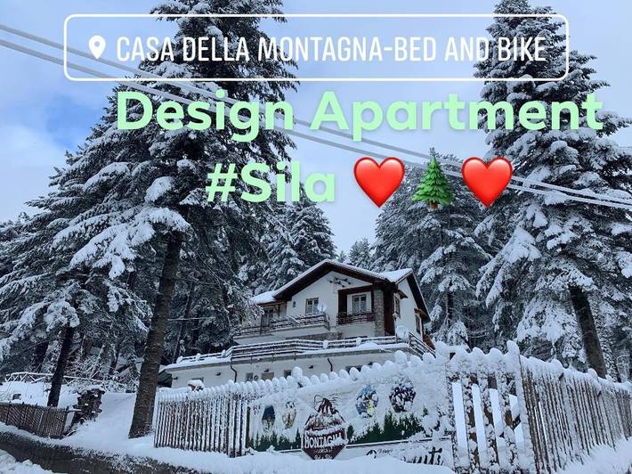Appart’hôtel pour 4 personnes, avec Balcon et Terrasse ainsi que Jardin et Vue sur le lac à San Giovanni in Fiore