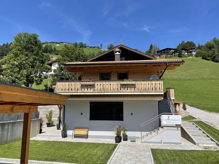 Vakantieappartement voor 4 personen, with Terras and Tuin as well as Sauna in Niederau
