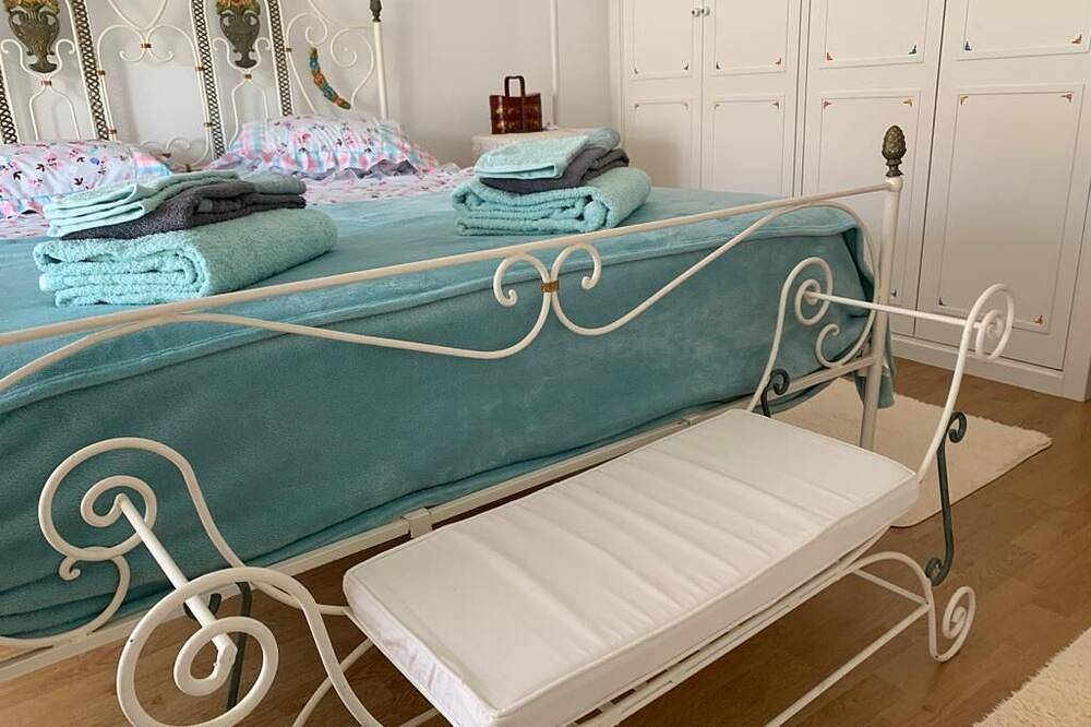 High quality furnished, 4 minutes walk to São Martinho do Porto Bay. in São Martinho do Porto, Leiria District