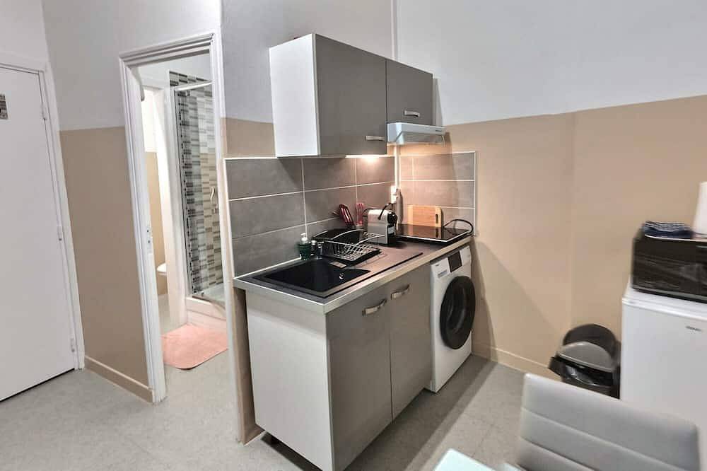 Ganze Wohnung, Le Charmant Studio 4 Face Gare, Wifi Gratuit et Proche Toutes Commodités in Évreux, Évreux und Umgebung