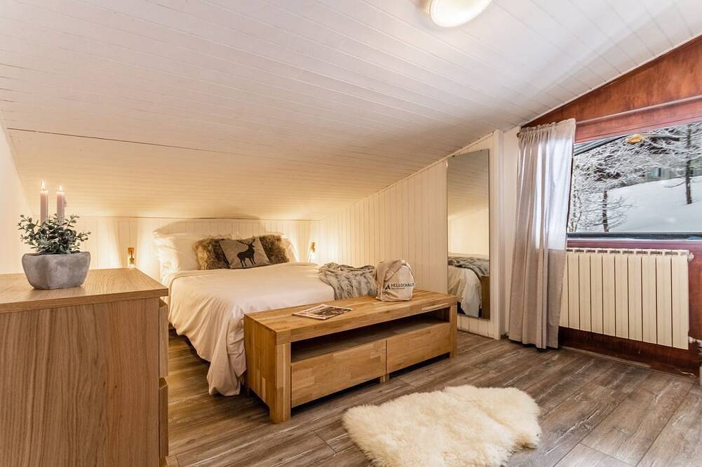 Comodo appartamento con accesso diretto alle piste di Cervinia in Cervinia Cielo Alto, Valtournenche
