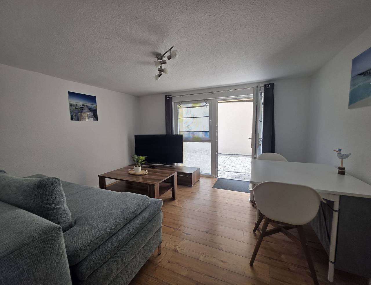 Ganze Wohnung, Gemütliche Ferienwohnung "Ankerplatz" in ländlicher Lage in Groß Strömkendorf. in Blowatz, Neuburg