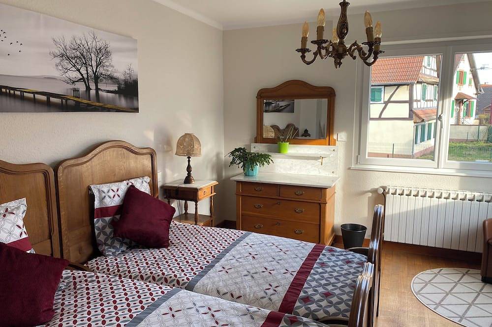 Country house in northern Alsace, ideal for family vacations. in Schleithal, Wissembourg region